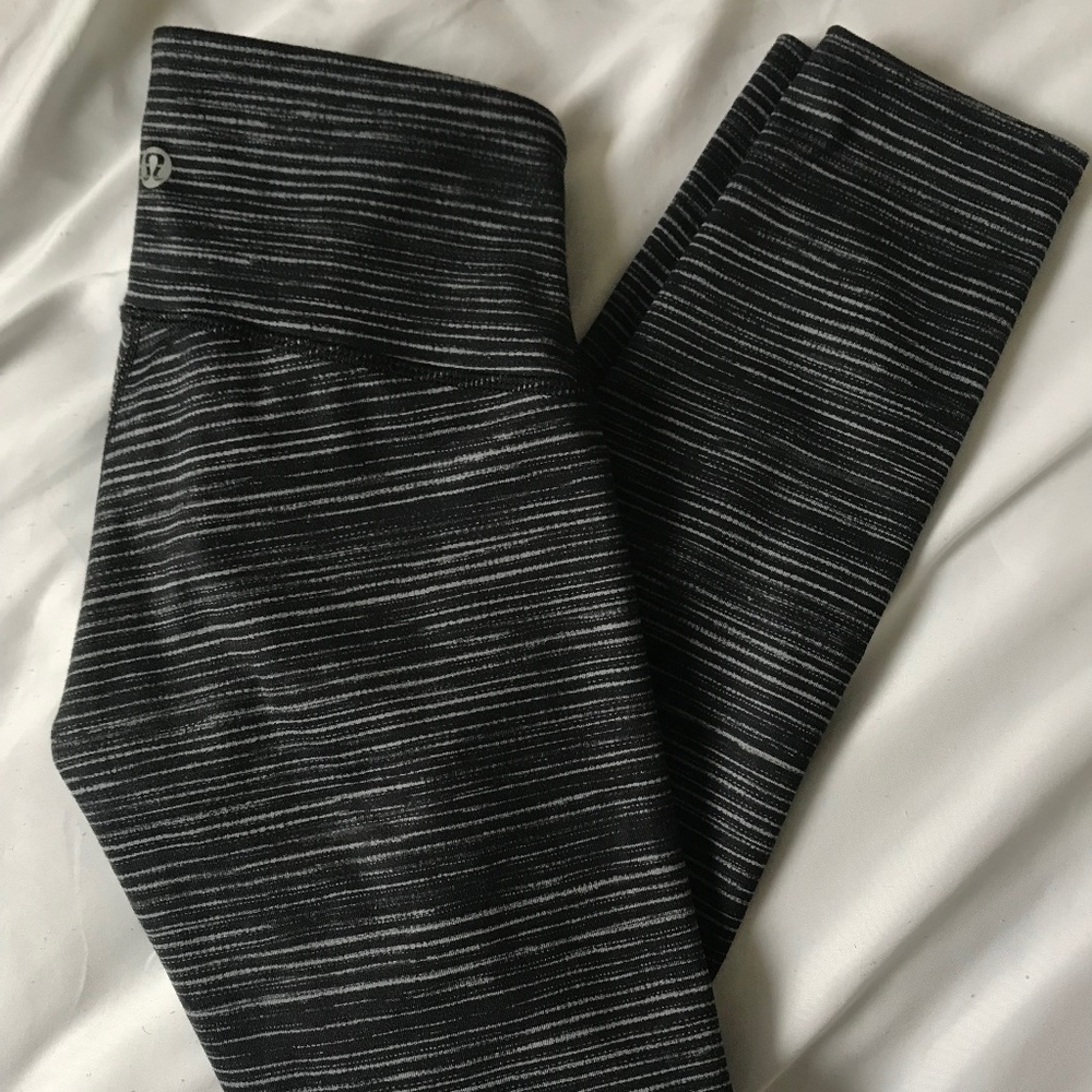Like New - Lululemon Leggings